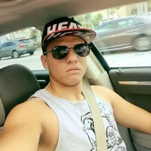 Meet your Posher, Rafael